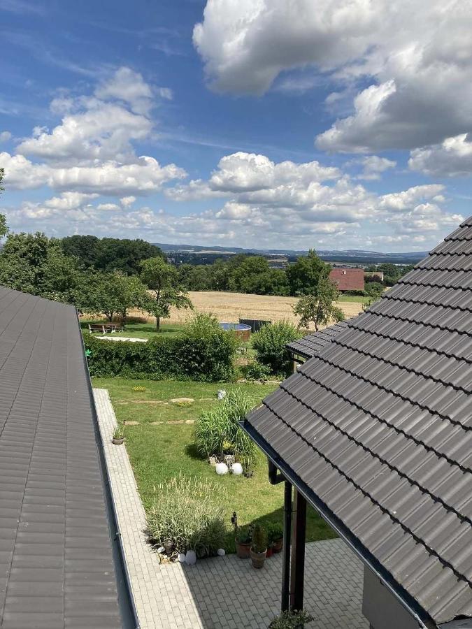 Chalupa Na Samote S Virivkou Tábor Exteriör bild
